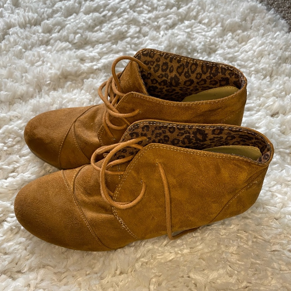 Wedged Ankle Boots